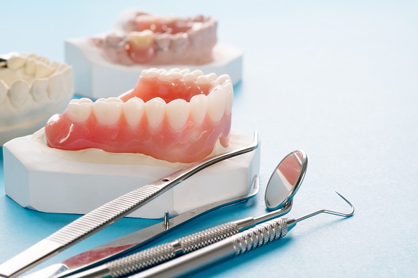 Tips For New Denture Users