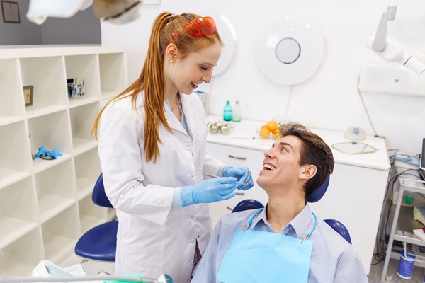 General Dentistry Repair Options For A Cracked Tooth